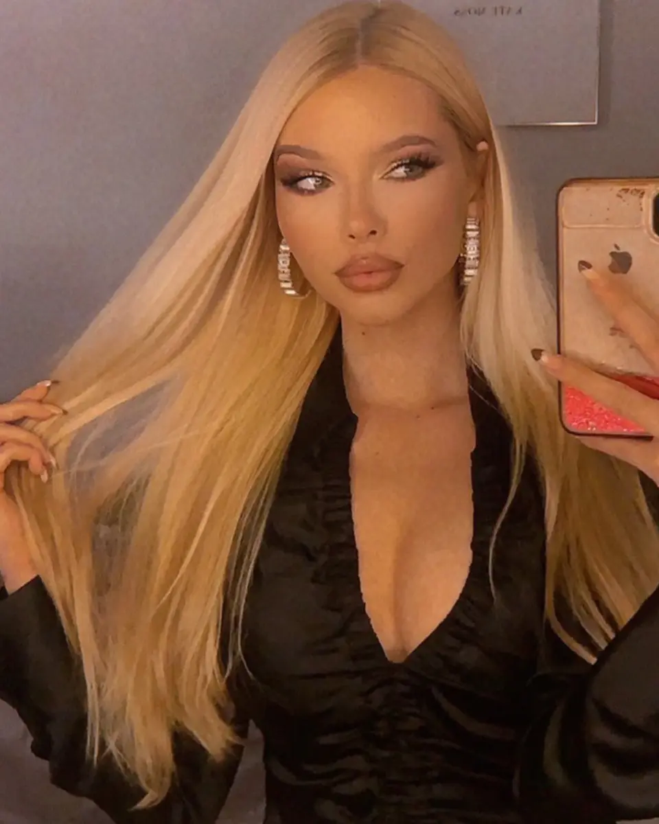 Darla escort in Minsk