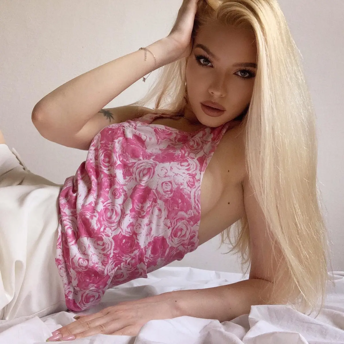 Darla escort in Minsk
